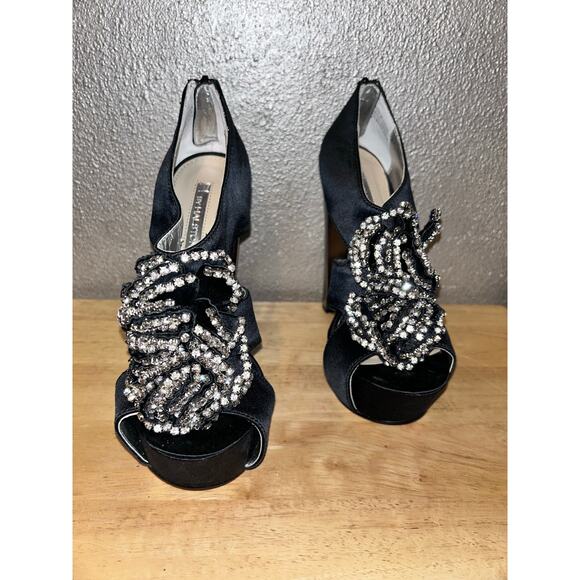 H by Halston Black Satin Rhinestone Platform Heels 7M Silver Tone 5.5” Open Toe - Picture 3 of 16